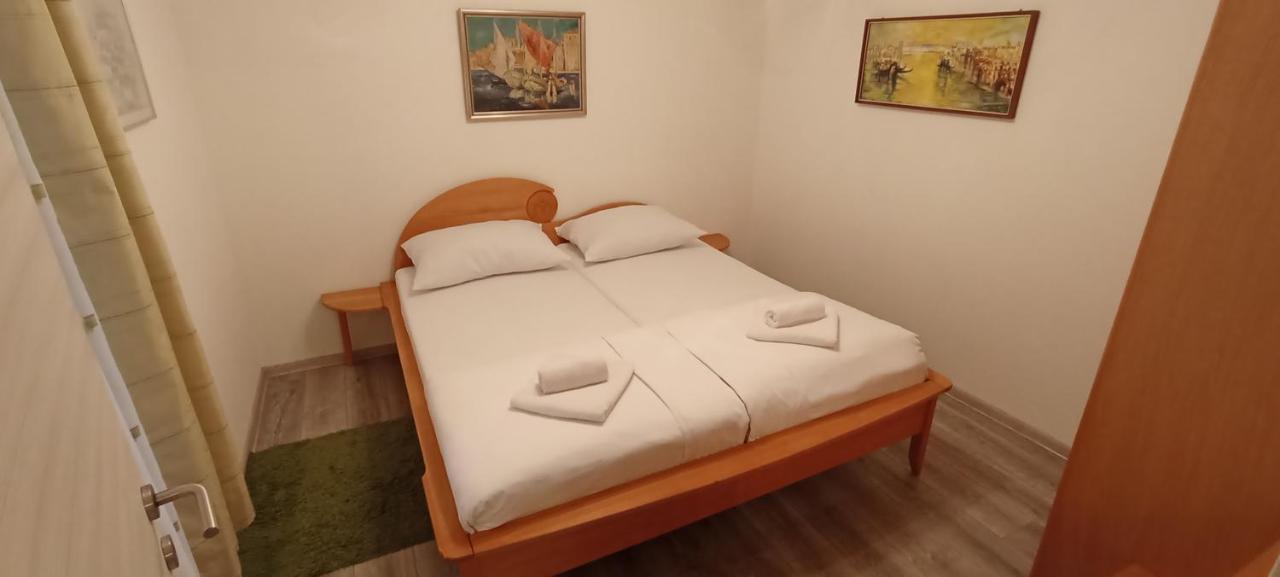 Apartmani Unski Biser ซาซิน ภายนอก รูปภาพ